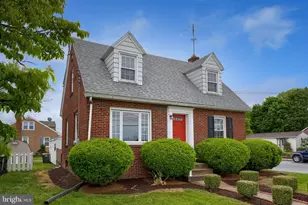 430 Brimmer Ave, New Holland, PA 17557 - Photo 3