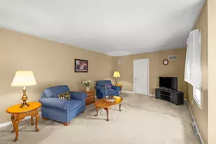443 Crosswinds Dr, Lititz, PA 17543 - Photo 9