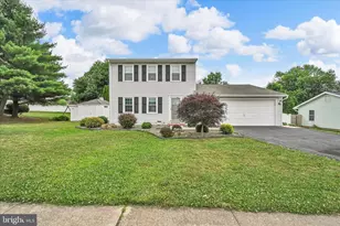 588 Mulberry St, Elizabethtown, PA 17022 - Photo 3