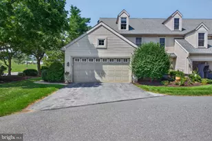 1290 Crestview Dr, Denver, PA 17517 - Photo 1
