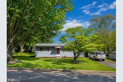 221 N Market Avenue, Mount Joy, PA 17552 - Photo 1