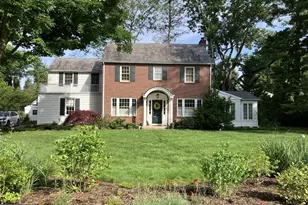 710 Wilson Dr, Lancaster, PA 17603 - Photo 1