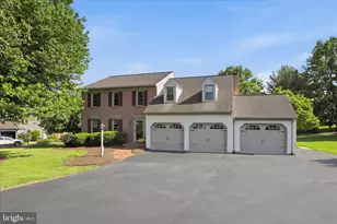 9 Round House Dr, Lititz, PA 17543 - Photo 3