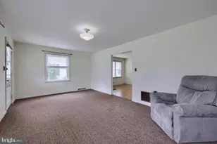 1316 Newport Rd, Manheim, PA 17545 - Photo 9