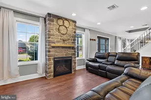 515 High Point Dr, Denver, PA 17517 - Photo 3