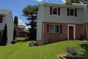 53 Oriole Dr, Ephrata, PA 17522 - Photo 3