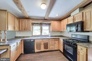 881 Camp Meeting Rd, East Earl, PA 17519 - Photo 15