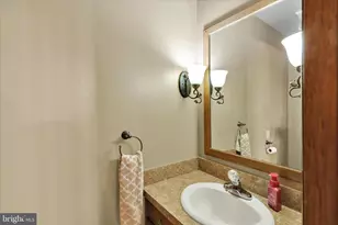 172 N Linden St, Manheim, PA 17545 - Photo 19