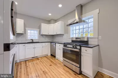 13 E New Street, Lancaster, PA 17602 - Photo 1