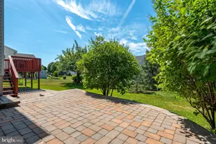 2191 Weeping Willow Ln, Mount Joy, PA 17552 - Photo 3