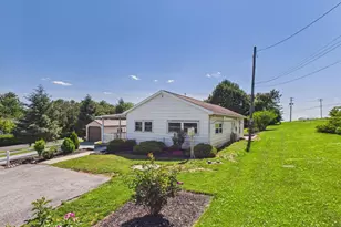 479 Spring Grove Rd, East Earl, PA 17519 - Photo 3