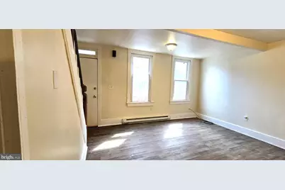 439 E Strawberry Street, Lancaster, PA 17602 - Photo 3
