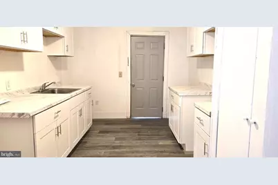 439 E Strawberry Street, Lancaster, PA 17602 - Photo 11