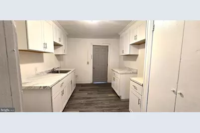 439 E Strawberry Street, Lancaster, PA 17602 - Photo 15
