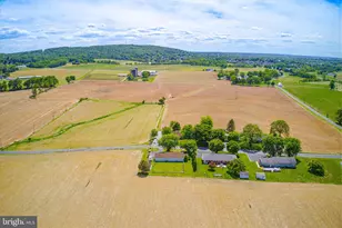 36 Glenwood Dr, Ephrata, PA 17522 - Photo 3
