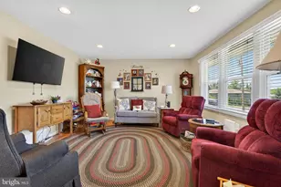 24 Snyder Hill Rd, Lititz, PA 17543 - Photo 5