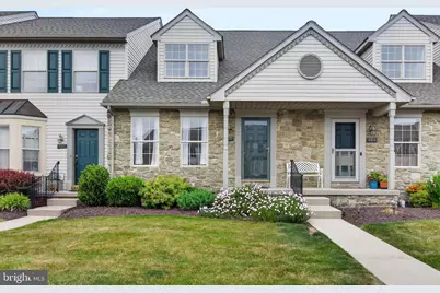 407 Cobblestone Lane, Lancaster, PA 17601 - Photo 1