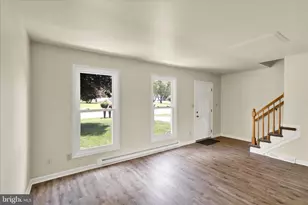 588 Mt Gretna Rd, Elizabethtown, PA 17022 - Photo 9