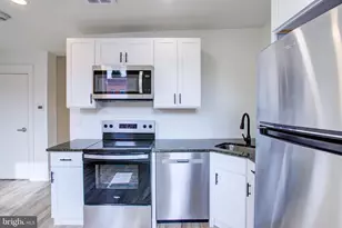 11 E Walnut St, Lancaster, PA 17602 - Photo 7