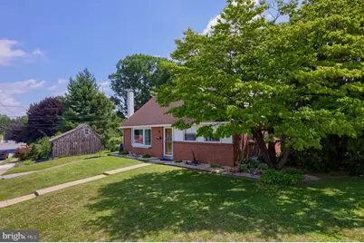 17 S Elm Street, Lititz, PA 17543 - Photo 3