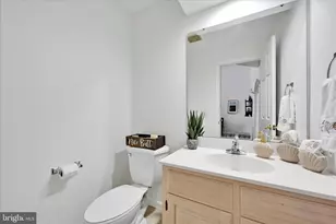 323 Hill St, Mount Joy, PA 17552 - Photo 23
