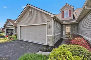 323 Hill St, Mount Joy, PA 17552 - Photo 1