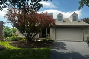 233 Midland Cir, Mount Joy, PA 17552 - Photo 3