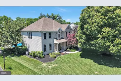 208 Southgate Drive, Lancaster, PA 17602 - Photo 1