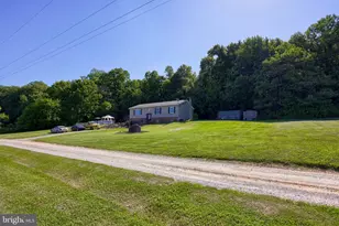 942 Buck Rd, Quarryville, PA 17566 - Photo 1