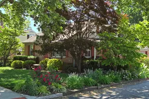 524 Locust St, Denver, PA 17517 - Photo 3