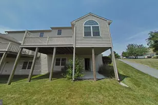 26 Southwoods Dr, Elizabethtown, PA 17022 - Photo 3