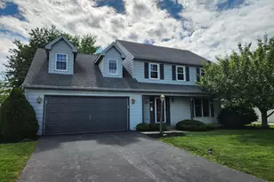 404 Mentzer Ave, New Holland, PA 17557 - Photo 1