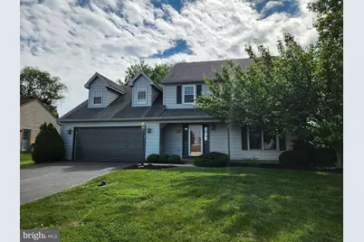 404 Mentzer Avenue, New Holland, PA 17557 - Photo 3