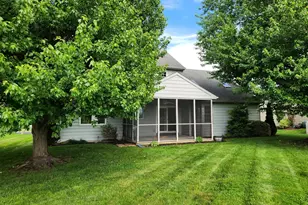 404 Mentzer Ave, New Holland, PA 17557 - Photo 9