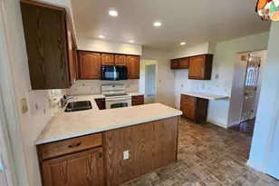 404 Mentzer Ave, New Holland, PA 17557 - Photo 15