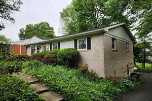 1519 Vista Rd, Lancaster, PA 17601 - Photo 3