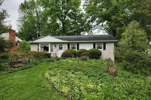 1519 Vista Rd, Lancaster, PA 17601 - Photo 1