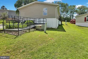 764 Willow Ln, Gap, PA 17527 - Photo 3