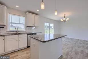 8 Southside Dr, Willow Street, PA 17584 - Photo 7