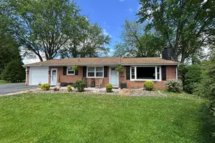 805 Sentz Dr, Mount Joy, PA 17552 - Photo 3