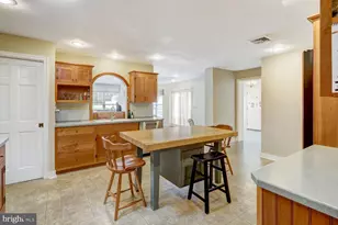 208 Penn Ave, Ephrata, PA 17522 - Photo 13