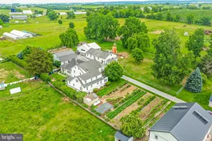 57 Orchard Rd, Bird in Hand, PA 17505 - Photo 3