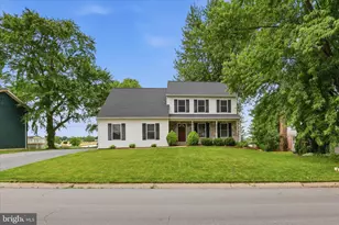 96 N Hershey Ave, Leola, PA 17540 - Photo 1