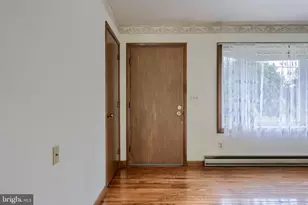 485 Summit Dr, Columbia, PA 17512 - Photo 3