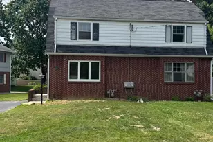 545 E High St, Elizabethtown, PA 17022 - Photo 3