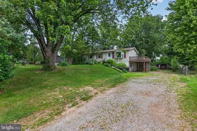 1048 Creek Road, Manheim, PA 17545 - Photo 3