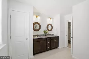 454 E Delp Rd, Lancaster, PA 17601 - Photo 27