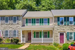 15 Deep Hollow Ln, Lancaster, PA 17603 - Photo 1