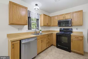 15 Deep Hollow Ln, Lancaster, PA 17603 - Photo 11