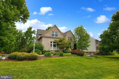 238 Heatherstone Way, Lancaster, PA 17601 - Photo 3